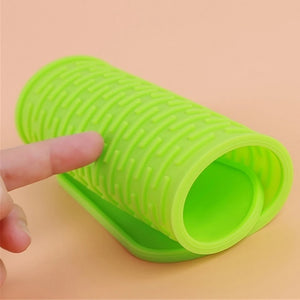 Hot ! Kitchen Silicone Heat Resistant Table Mat Non-slip Pot Pan Holder Pad Cushion Protect Table Tool  Heat Resistant Table