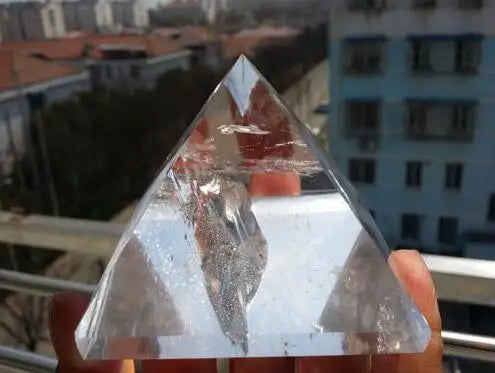 320~450g 70*70mm AAAA+ ++Transparent Large Natural Rock Clear Quartz Crystal Pyramid Water Clear Garden Quartz Healing