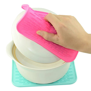 Hot ! Kitchen Silicone Heat Resistant Table Mat Non-slip Pot Pan Holder Pad Cushion Protect Table Tool  Heat Resistant Table