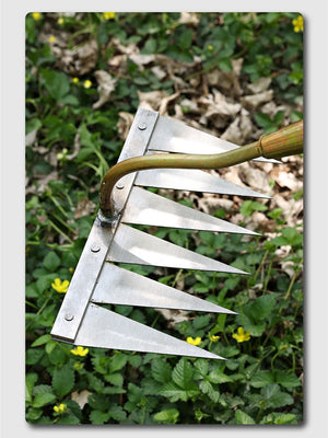 4/5/6/7 Teeth Iron Gardening Hoe Weeding Rake Farm Tool Grasping Raking Loosening Soil Nail Rake Tool Artifact Farm Tools