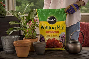 Miracle-Gro Potting Mix, 8 qt. (2 Pack)