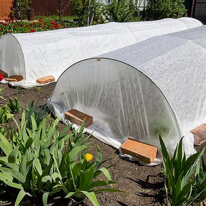 HAINANSTRY Plant Covers Freeze Protection, 10Ft x 30Ft Frost Cloth Plant Freeze Protection, Frost Blankets for Outdoor Plants, Garden Non-Woven Fabrics Plant Cover for Winter Frost Protection